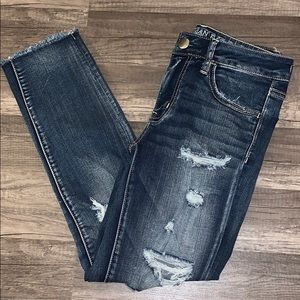 American eagle distressed jeans
